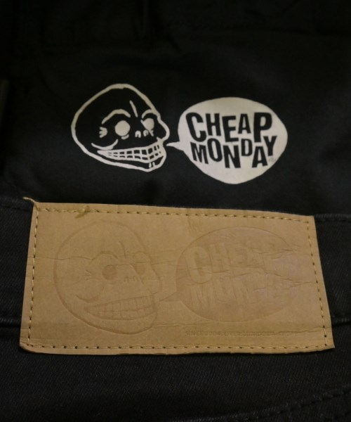 CHEAP MONDAY（チープマンデイ）デニムパンツ 黒 サイズ:28(L位) レディース/2200735503106