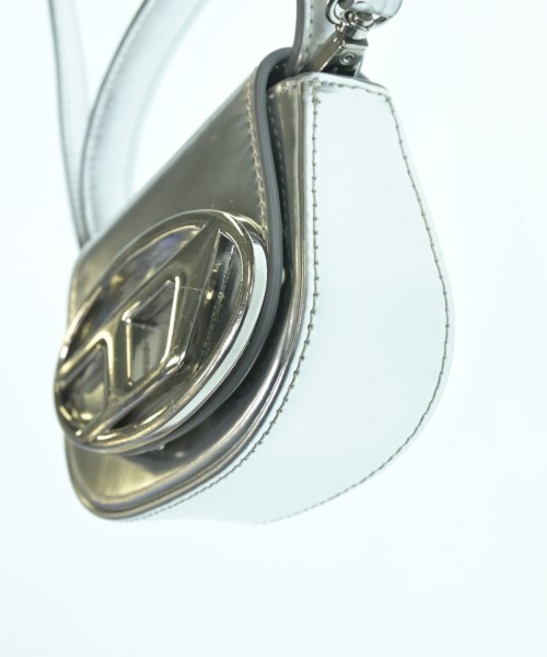 DIESEL（ディーゼル）ショルダーバッグ シルバー サイズ:- レディース/2200636011113