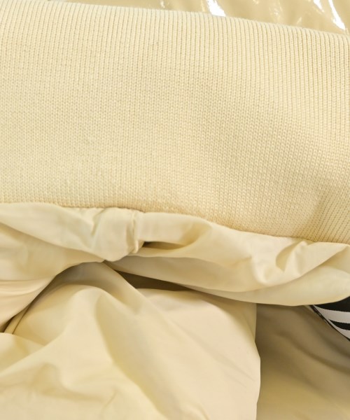 DIESEL（ディーゼル）ダウンジャケット/ダウンベスト ベージュ サイズ:XXS レディース/2200640254018