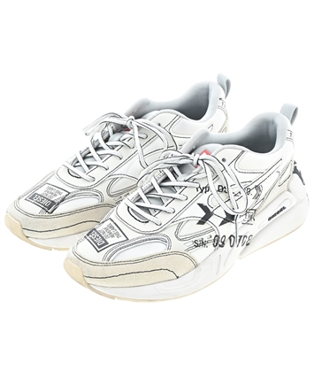 ★新品未使用★ディーゼル人気完売品レア物29000円で購入くすみダメージ加工　赤 ☆新品未使用☆ディーゼル人気完売品レア物29000円で購入くすみ