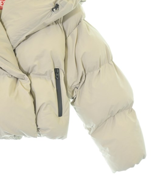 DIESEL（ディーゼル）ダウンジャケット/ダウンベスト ベージュ サイズ:36(S位) レディース/2200660136028