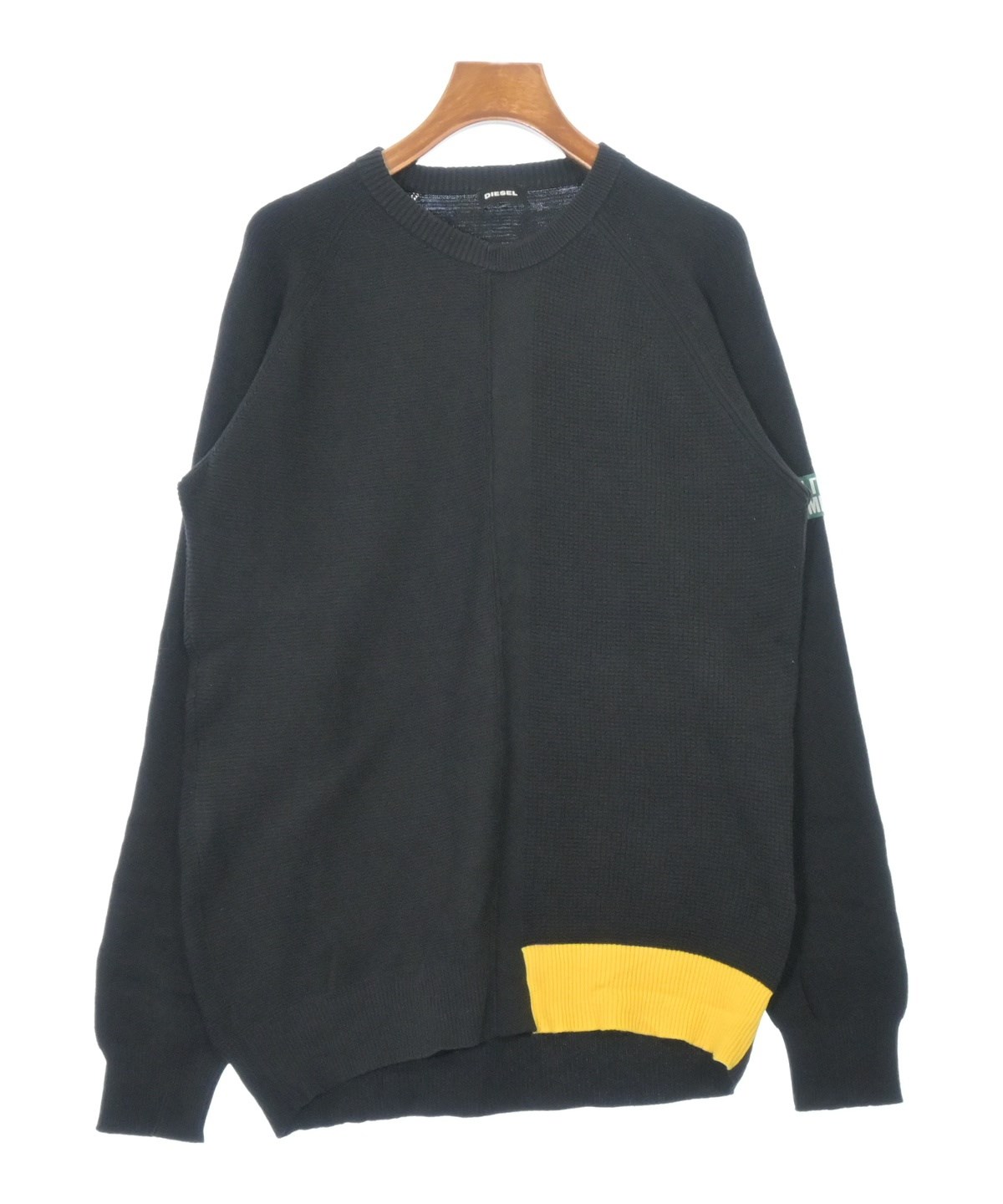 美品⭐︎DIESEL BLACK GOLD セーター DIESEL（ディーゼル）ニット・セーター 黒 サイズ:L レディース
