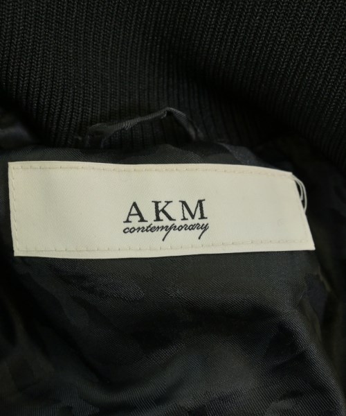 AKM（エーケーエム）ダウンジャケット/ダウンベスト 黒 サイズ:S メンズ/2200632652037
