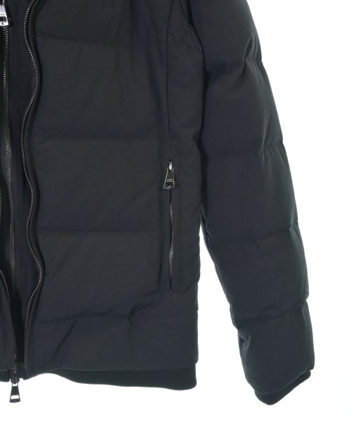 AKM（エーケーエム）ダウンジャケット/ダウンベスト 黒 サイズ:S メンズ/2200632652037