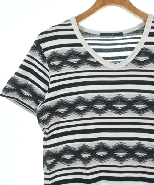 AKM（エーケーエム）Tシャツ・カットソー 白 サイズ:M メンズ/2200709140054