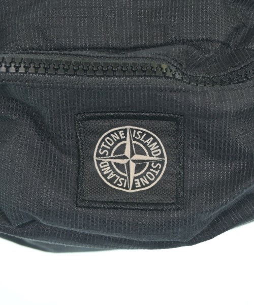 STONE ISLAND（ストーンアイランド）ショルダーバッグ 黒 サイズ:- メンズ/2200634136092