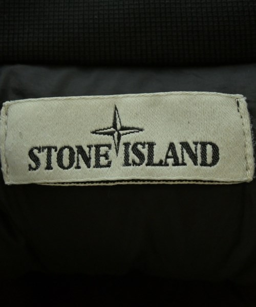 STONE ISLAND（ストーンアイランド）ダウンジャケット/ダウンベスト 黒 サイズ:XL メンズ/2200611990044