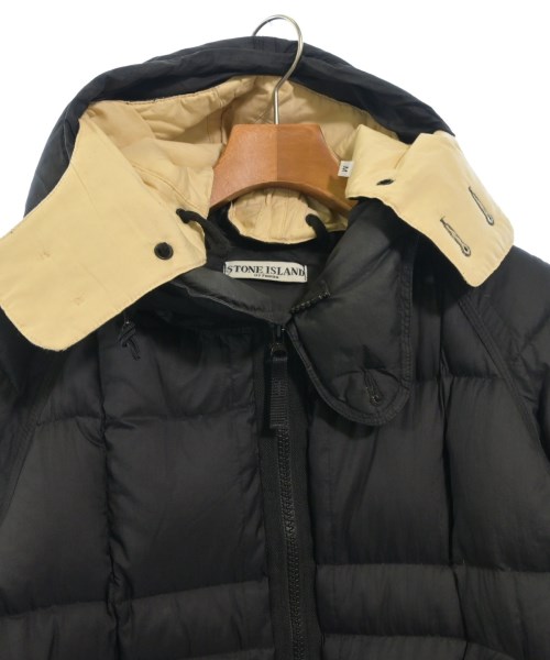 STONE ISLAND（ストーンアイランド）ダウンジャケット/ダウンベスト 黒 サイズ:M メンズ/2200613842013
