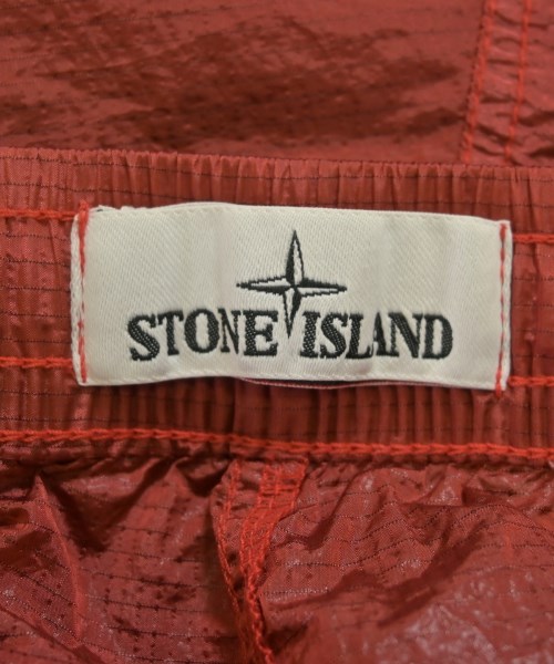 STONE ISLAND（ストーンアイランド）ショートパンツ 赤 サイズ:31(M位) メンズ/2200619790127