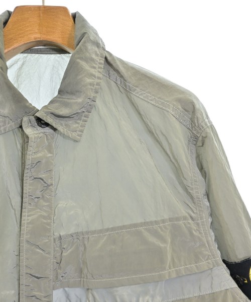 STONE ISLAND（ストーンアイランド）ブルゾン カーキ サイズ:M メンズ/2200601659050