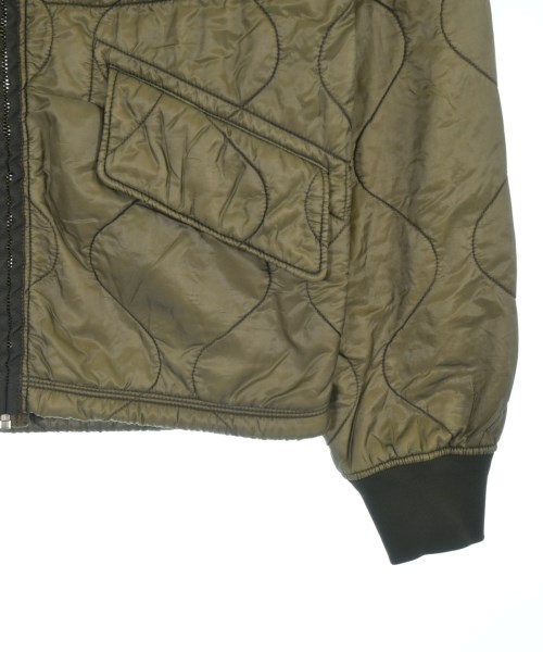 STONE ISLAND（ストーンアイランド）ブルゾン カーキ サイズ:S メンズ/2200649344017