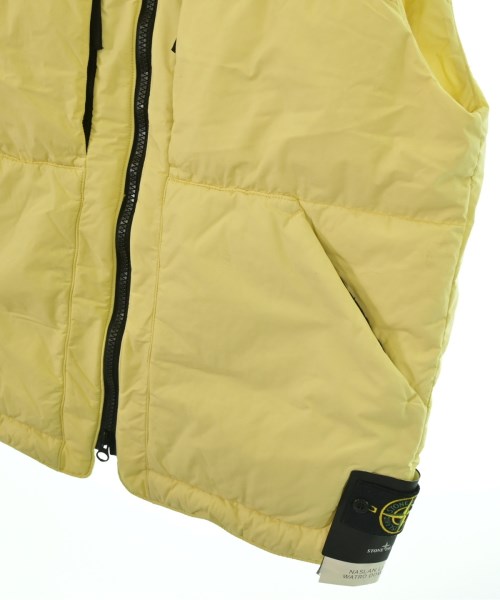 STONE ISLAND（ストーンアイランド）ダウンジャケット/ダウンベスト 黄 サイズ:L メンズ/2200662761020