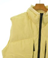 STONE ISLAND（ストーンアイランド）ダウンジャケット/ダウンベスト 黄 サイズ:L メンズ/2200662761020