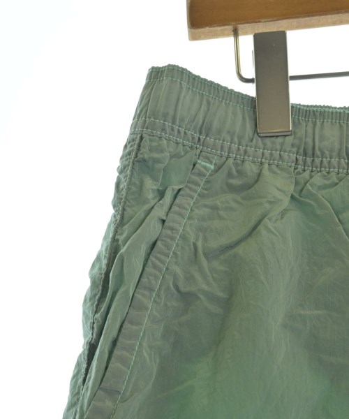 STONE ISLAND（ストーンアイランド）ショートパンツ 緑 サイズ:XL メンズ/2200661052068