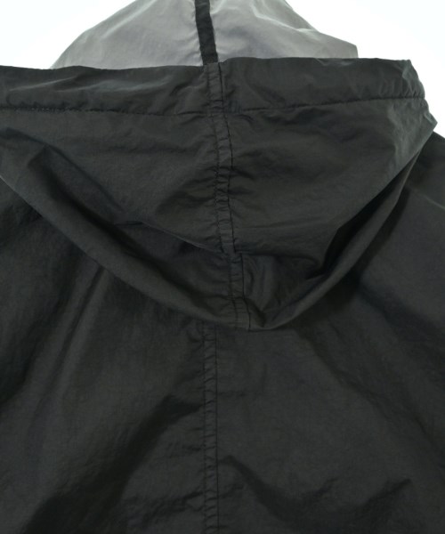 STONE ISLAND（ストーンアイランド）マウンテンパーカー 黒 サイズ:M メンズ/2200667566040