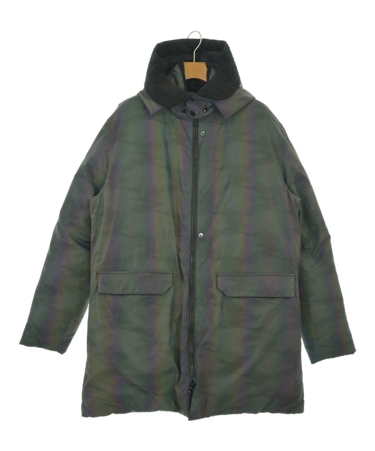 STONE ISLAND（ストーンアイランド）ダウンジャケット/ダウンベスト 紫