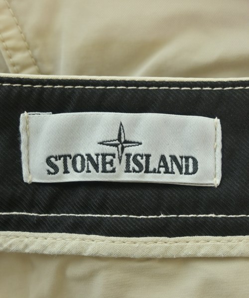 STONE ISLAND（ストーンアイランド）ショートパンツ 白 サイズ:32(L位) メンズ/2200725937058