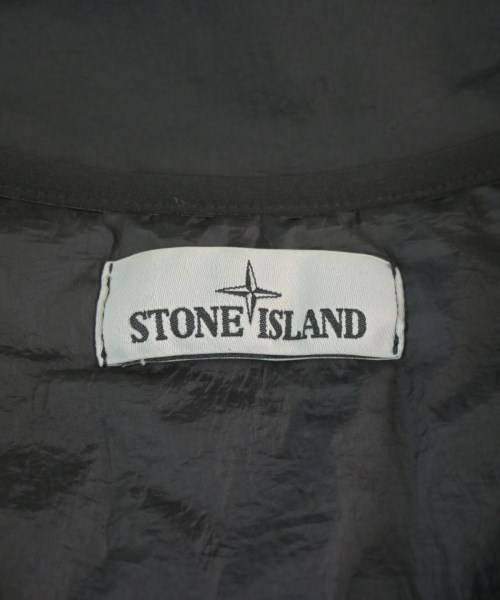 STONE ISLAND（ストーンアイランド）ダウンジャケット/ダウンベスト 黒 サイズ:L メンズ/2200691302010
