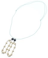 petite robe noire ネックレス