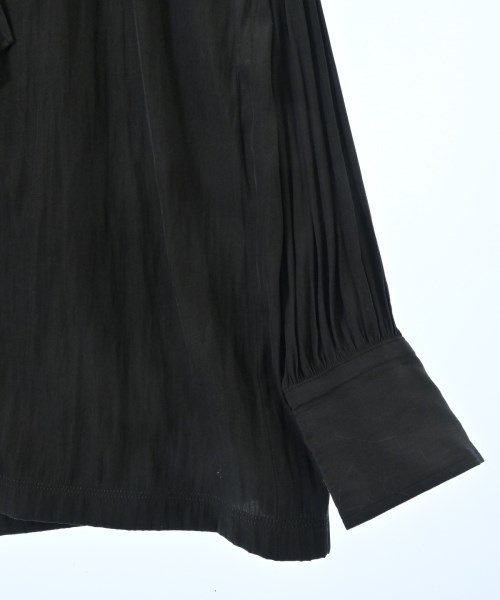 petite robe noire（プティローブノアー）カジュアルシャツ 黒 サイズ:F レディース/2200664385064