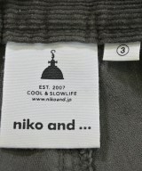 niko and...（ニコアンド）その他 カーキ サイズ:3(M位) レディース/2200643827134