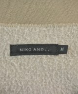 niko and...（ニコアンド）スウェット ベージュ サイズ:M メンズ/2200613534031