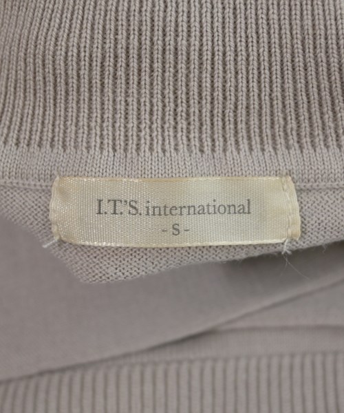 I.T.'S. international（イッツインターナショナル）ニット・セーター ベージュ サイズ:S レディース/2200631538172