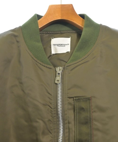 TAKAHIROMIYASHITATheSoloist.（タカヒロミヤシタザソロイスト）ブルゾン カーキ サイズ:44(S位) メンズ/2200635358028