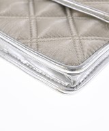 MARC BY MARC JACOBS（マーク　バイ　マーク　ジェイコブス）財布・コインケース 白 サイズ:- レディース/2200644434089