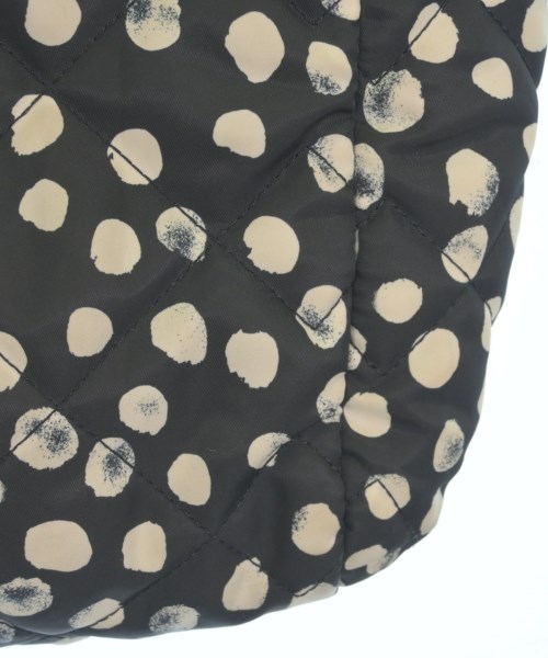 MARC BY MARC JACOBS（マーク　バイ　マーク　ジェイコブス）トートバッグ 黒 サイズ:- レディース/2200621814057