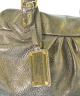 MARC BY MARC JACOBS（マーク　バイ　マーク　ジェイコブス）ショルダーバッグ ゴールド サイズ:- レディース/2200679281047