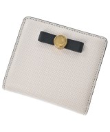 MARC BY MARC JACOBS（マーク　バイ　マーク　ジェイコブス）財布・コインケース ベージュ サイズ:- レディース/2200673937018