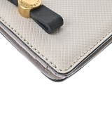 MARC BY MARC JACOBS（マーク　バイ　マーク　ジェイコブス）財布・コインケース ベージュ サイズ:- レディース/2200673937018