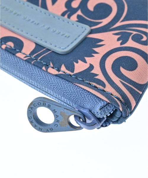 MARC BY MARC JACOBS（マーク　バイ　マーク　ジェイコブス）ポーチ ピンク サイズ:- レディース/2200696587030