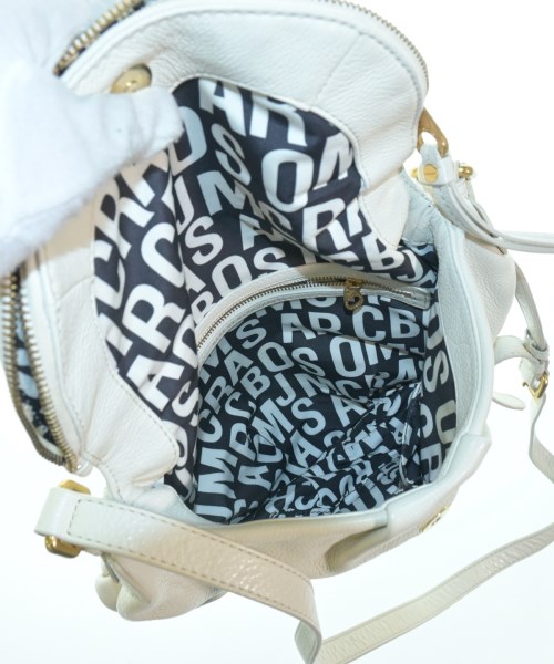 MARC BY MARC JACOBS（マーク　バイ　マーク　ジェイコブス）ショルダーバッグ 白 サイズ:- レディース/2200716323075