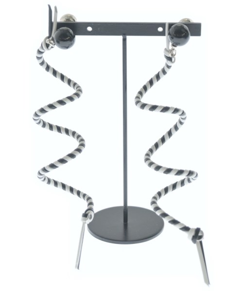 TOGA(トーガ)ピアス 黒 サイズ:-/2200646123363