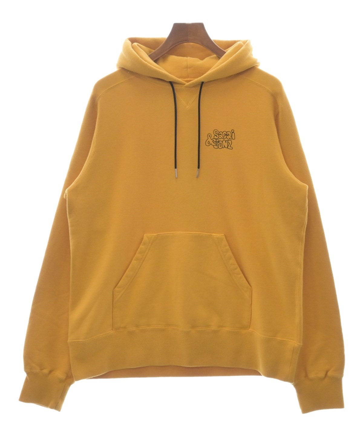 sacai サカイ パーカー 黄 3(L位) 0303924L0034 sacai(サカイ)パーカー 黄 サイズ:3(L位) メンズ