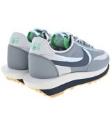 sacai（サカイ）スニーカー グレー サイズ:26.5cm メンズ/2200637765060