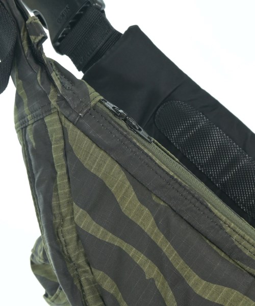sacai（サカイ）ショルダーバッグ カーキ サイズ:- メンズ/2200644252034