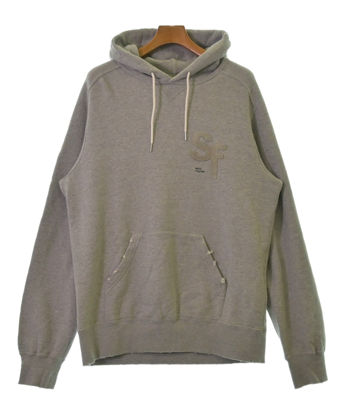 サカイ　パーカー　サイズ3 sacai（サカイ）パーカー グレー サイズ:3(L位) メンズ/2200543436023