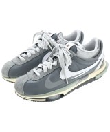 sacai（サカイ）スニーカー グレー サイズ:27cm メンズ/2200593457047