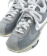 sacai（サカイ）スニーカー グレー サイズ:27cm メンズ/2200593457047