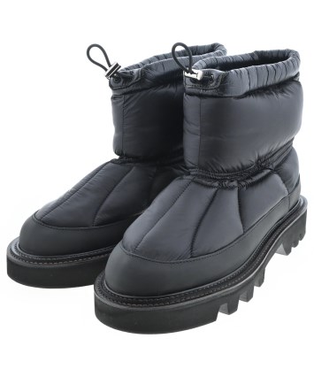 sacai ブーツ ギャラリー：梅雨のスタイルを格上げするサカイのラバーブーツが登場