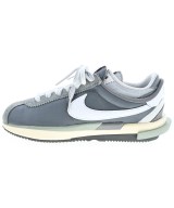 sacai（サカイ）スニーカー グレー サイズ:27cm メンズ/2200627219047