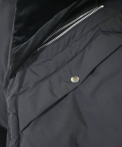 sacai（サカイ）ダウンジャケット/ダウンベスト 黒 サイズ:4(XL位) メンズ/2200627393013