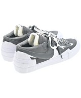 sacai（サカイ）スニーカー グレー サイズ:29cm メンズ/2200630123089
