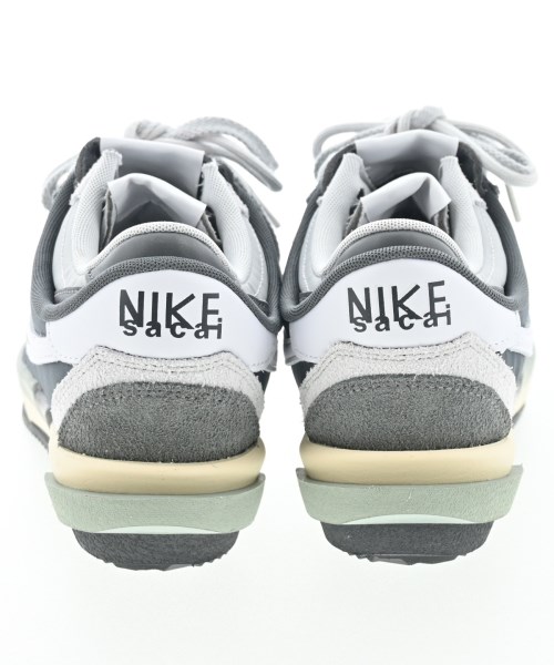 sacai（サカイ）スニーカー グレー サイズ:27.5cm メンズ/2200631474012