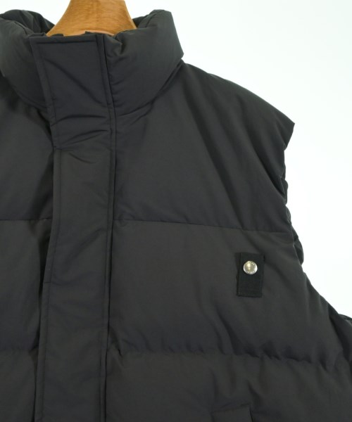 sacai（サカイ）ダウンジャケット/ダウンベスト 黒 サイズ:4(XL位) メンズ/2200620514019