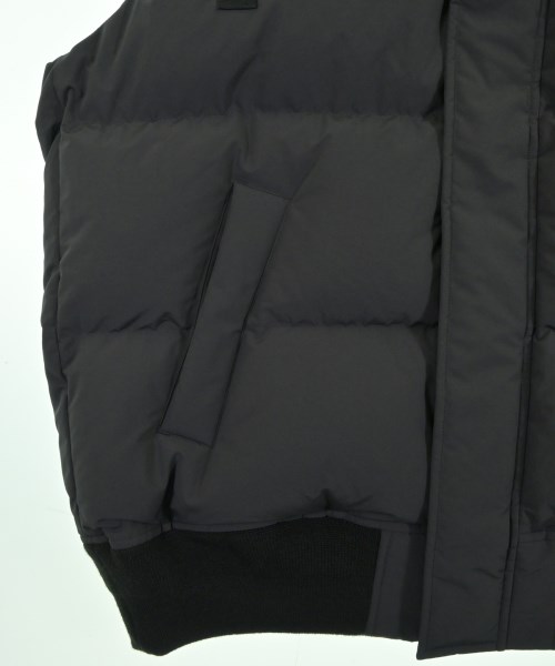sacai（サカイ）ダウンジャケット/ダウンベスト 黒 サイズ:4(XL位) メンズ/2200620514019