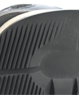 sacai（サカイ）スニーカー 黒 サイズ:25cm メンズ/2200603170096